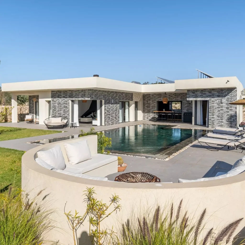 Vue extérieur espace braséro de la villa de luxe Dar Pitxi à Essaouira